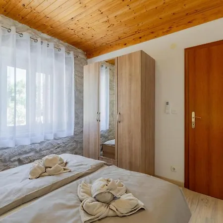Beekeeper's House Villa Biokovsko Selo